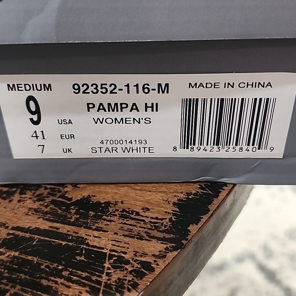PALLADIUM PAMPA HI WOMENS Star White Lace Up Boots Size 9 New In Box! - Picture 6 of 6